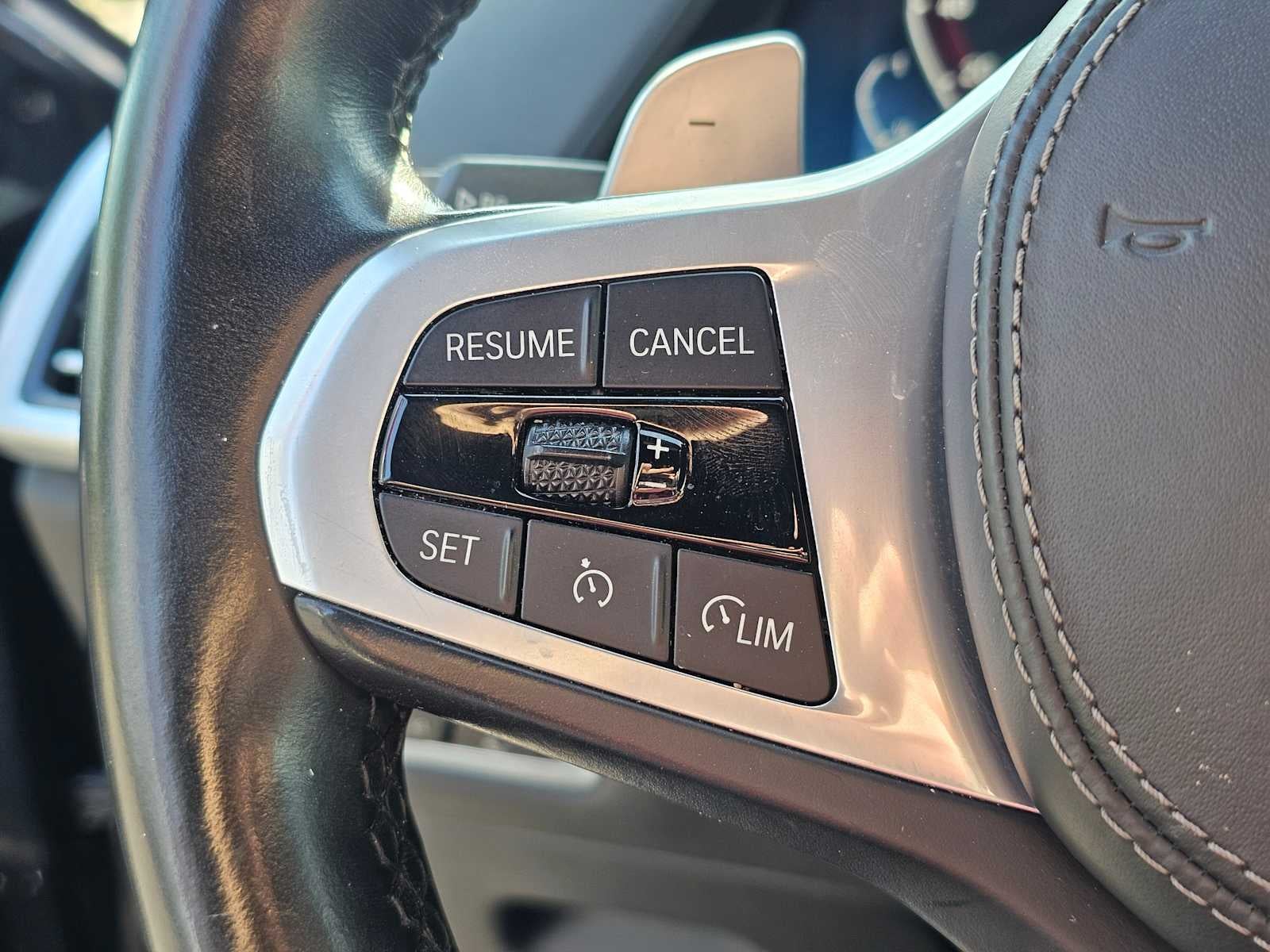 2022 BMW X6 xDrive40i xDrive40i