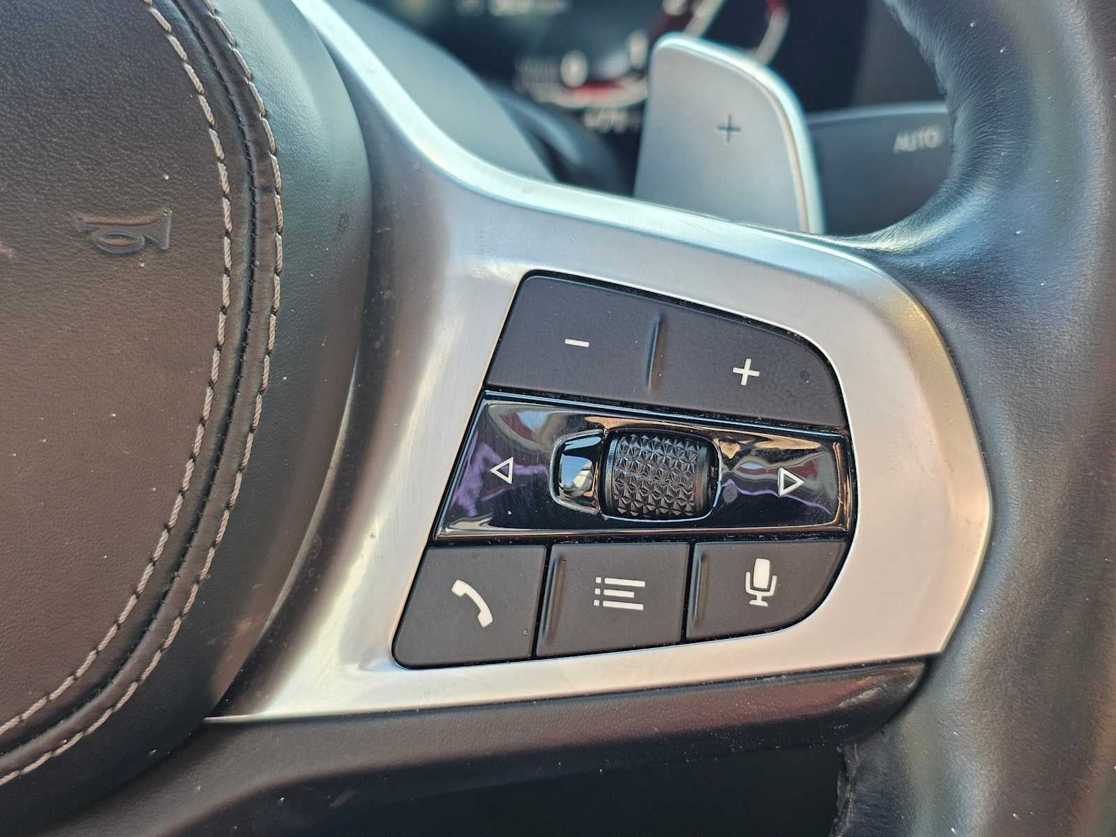 2022 BMW X6 xDrive40i xDrive40i