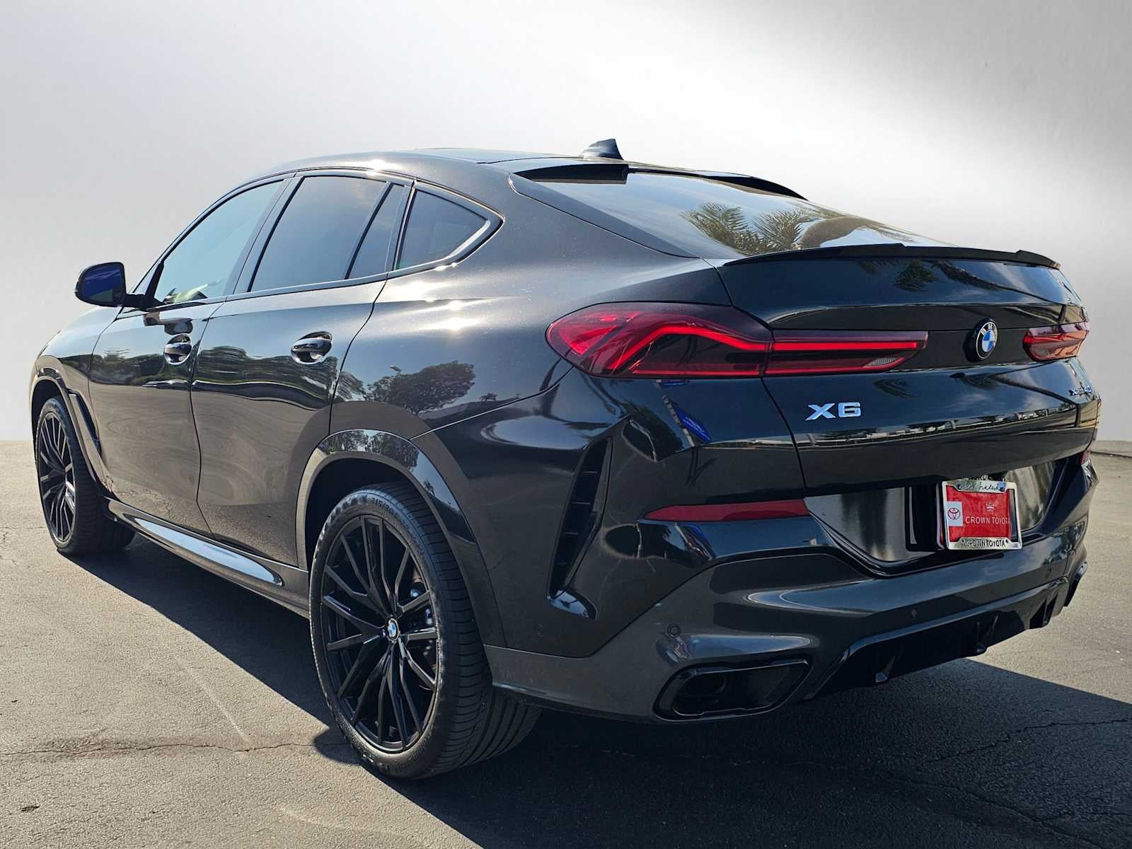 2022 BMW X6 xDrive40i xDrive40i