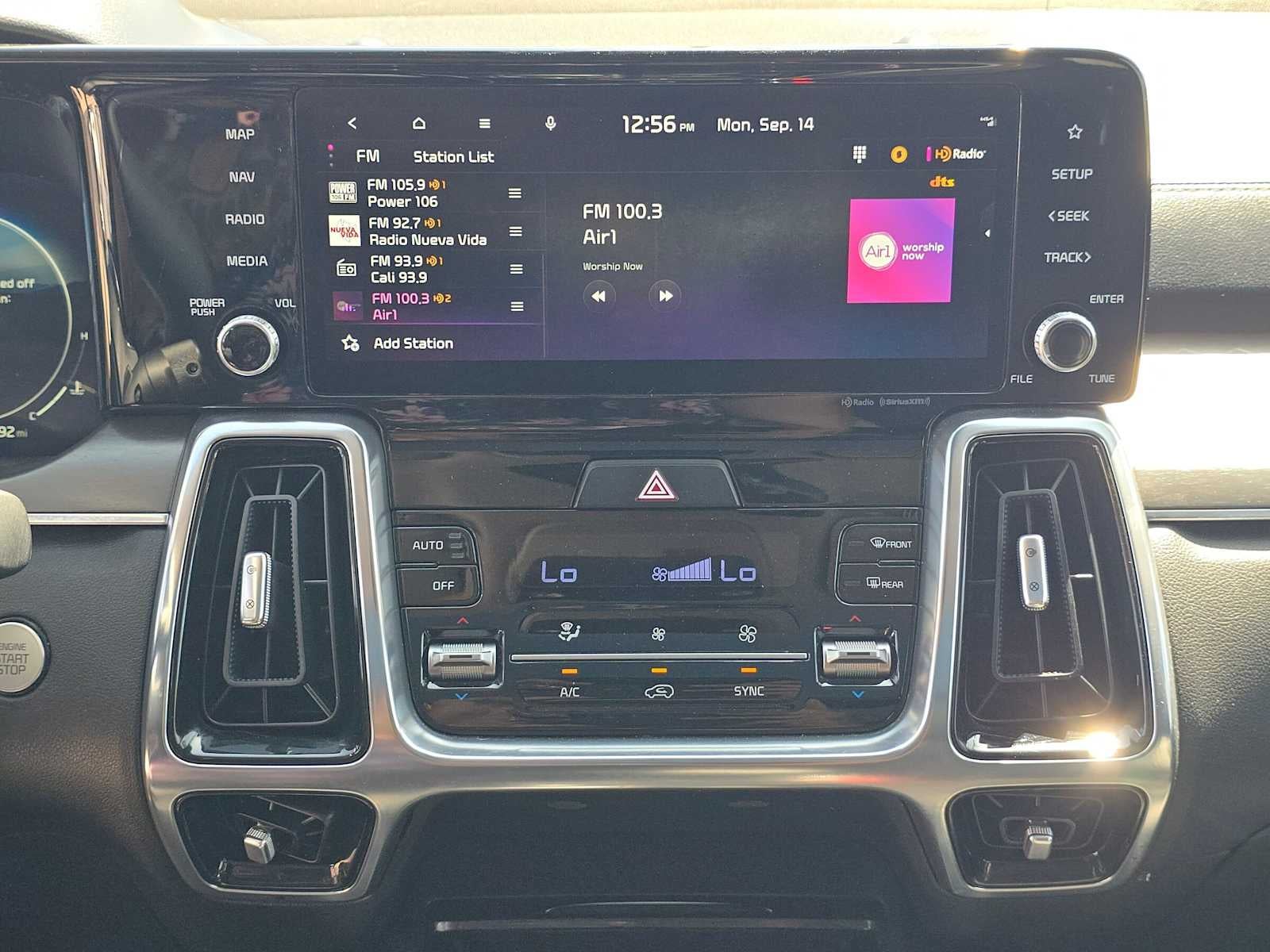 2023 Kia Sorento SX