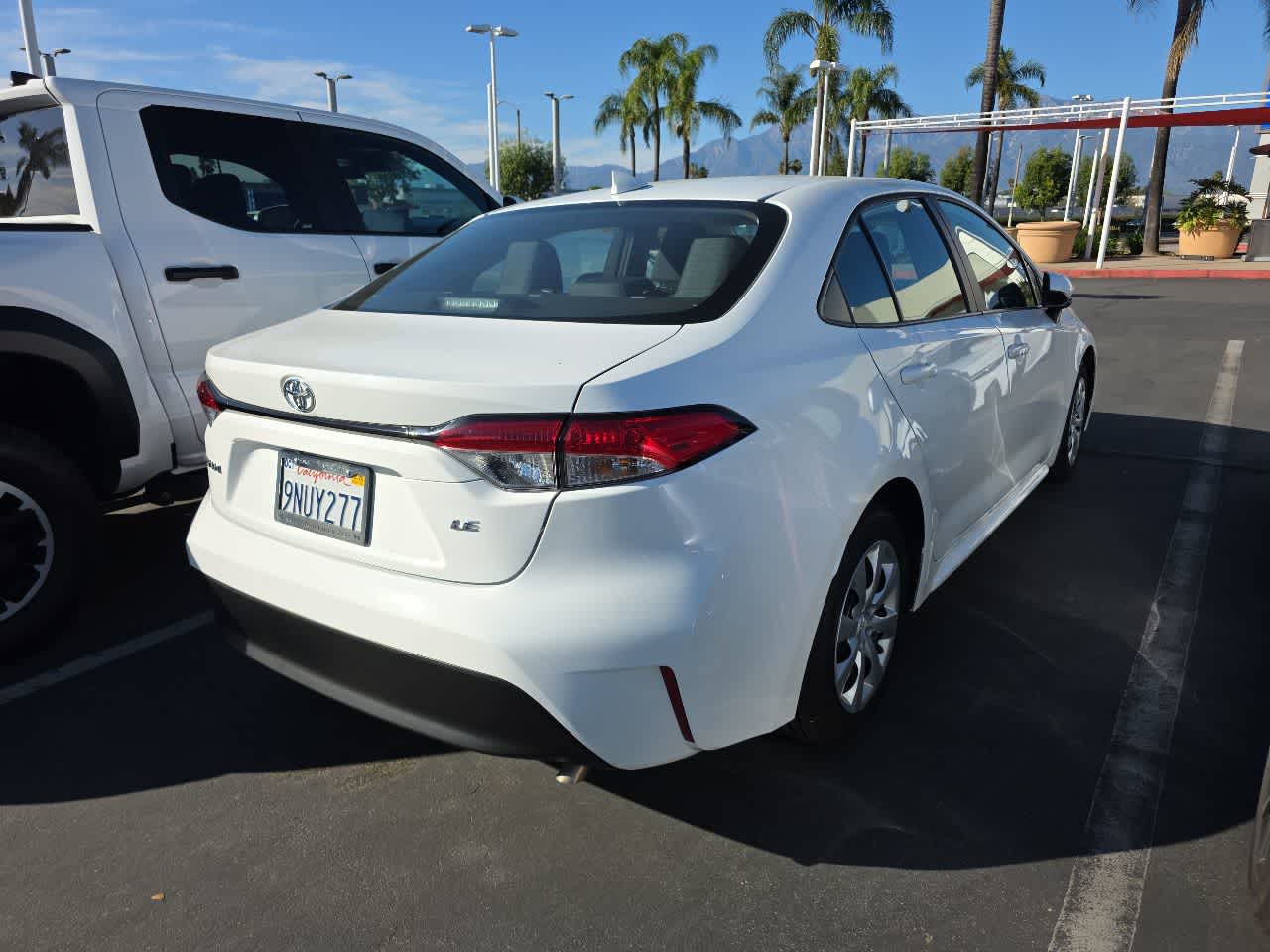 Used 2025 Toyota Corolla LE with VIN 5YFB4MDE7SP230864 for sale in Northfield, Minnesota