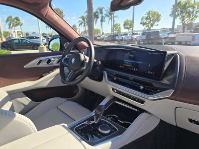 2025 BMW XM Base