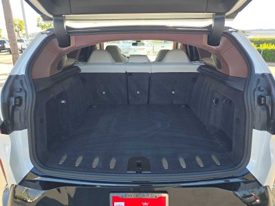 2025 BMW XM Base