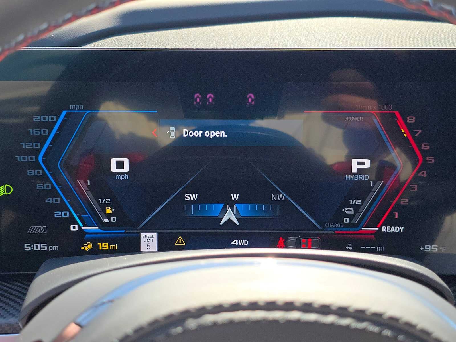 2025 BMW XM Base