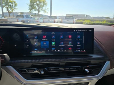 2025 BMW XM Base