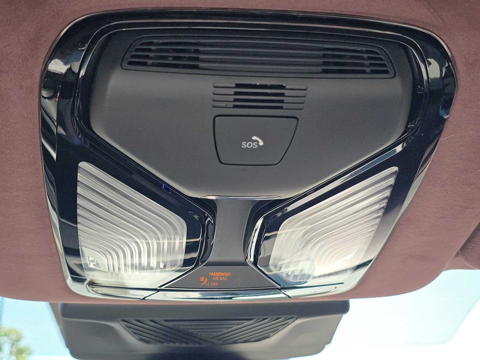 2025 BMW XM Base