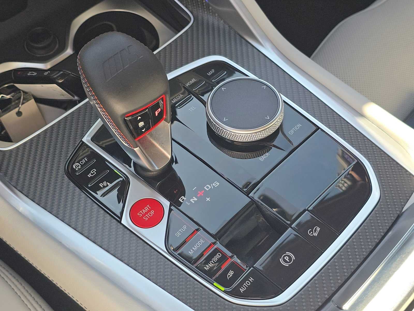 2025 BMW XM Base