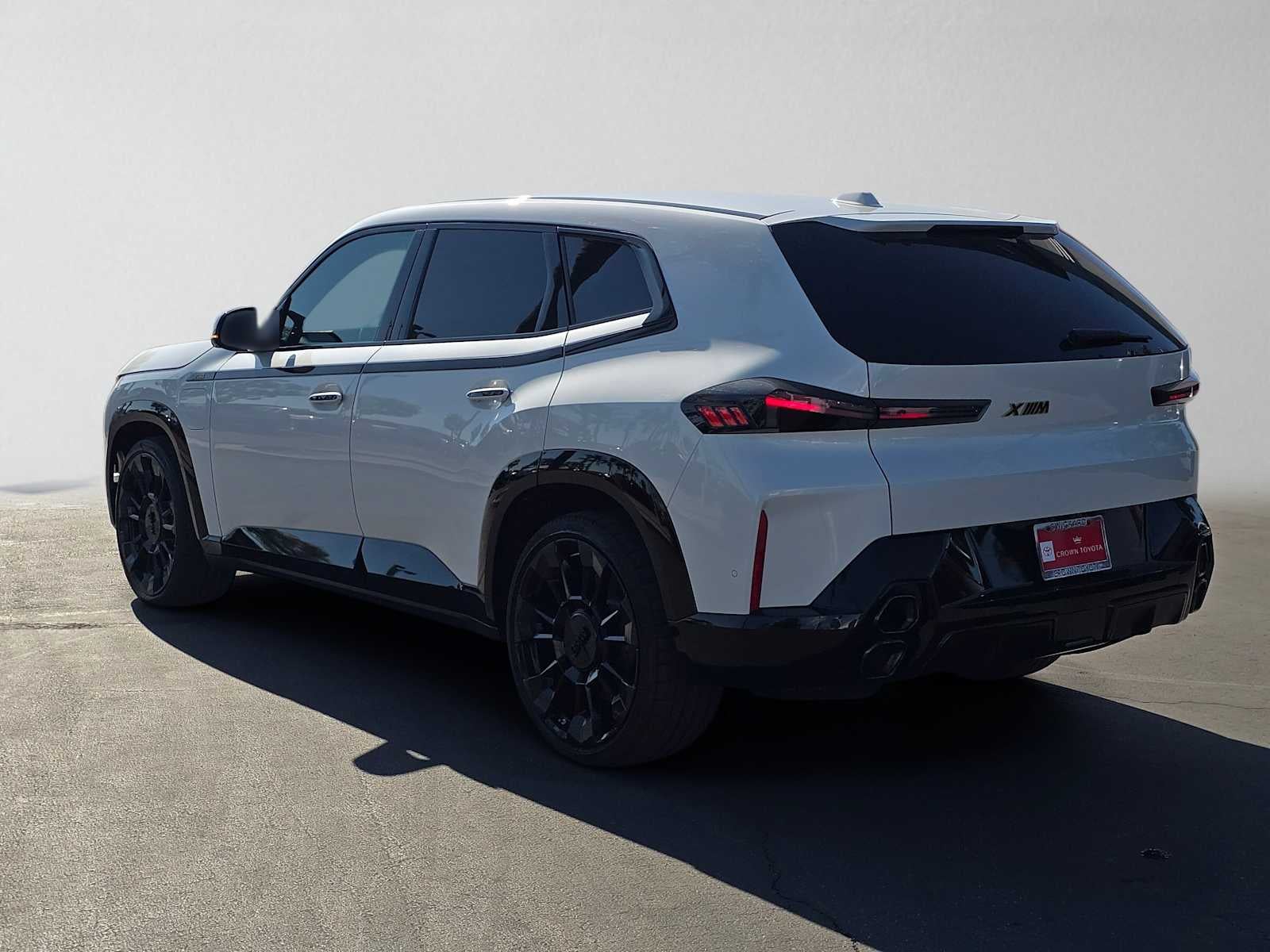 2025 BMW XM Base