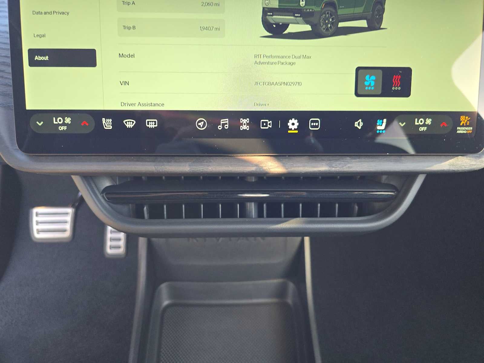 2023 Rivian R1T Adventure