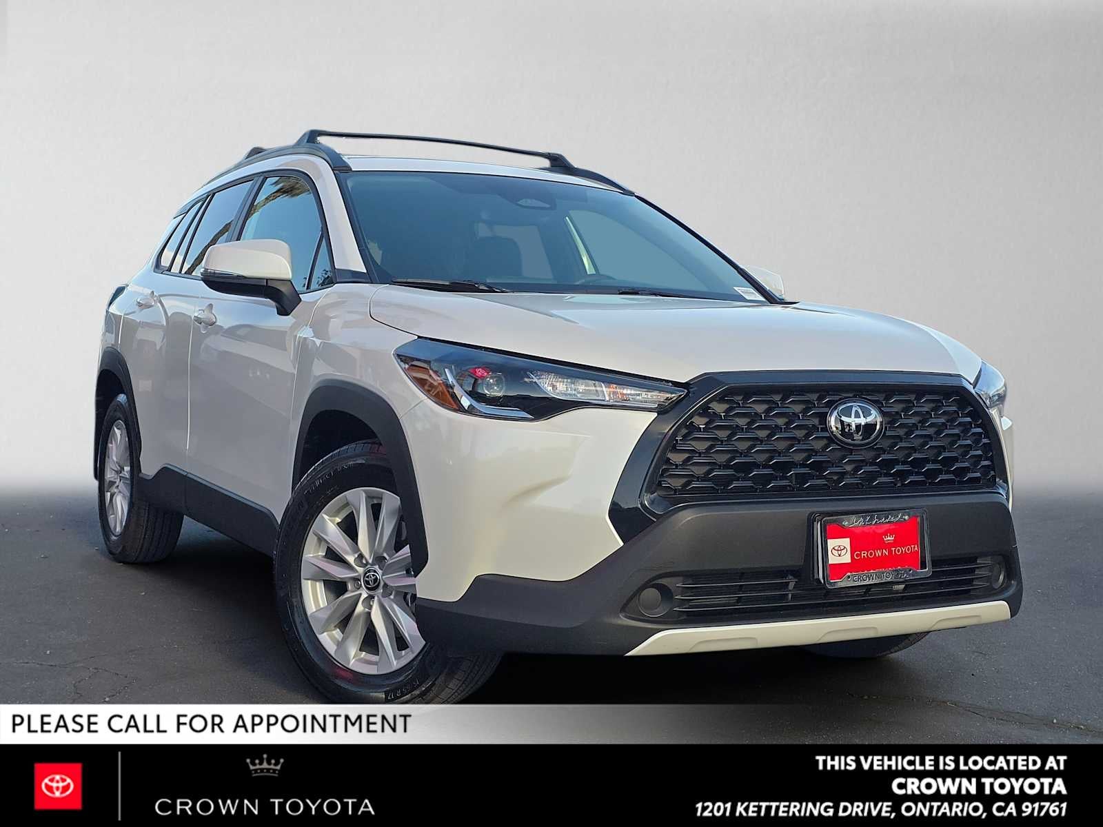 2024 Toyota Corolla Cross LE