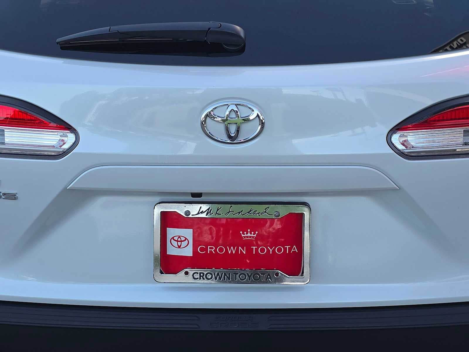 2024 Toyota Corolla Cross LE