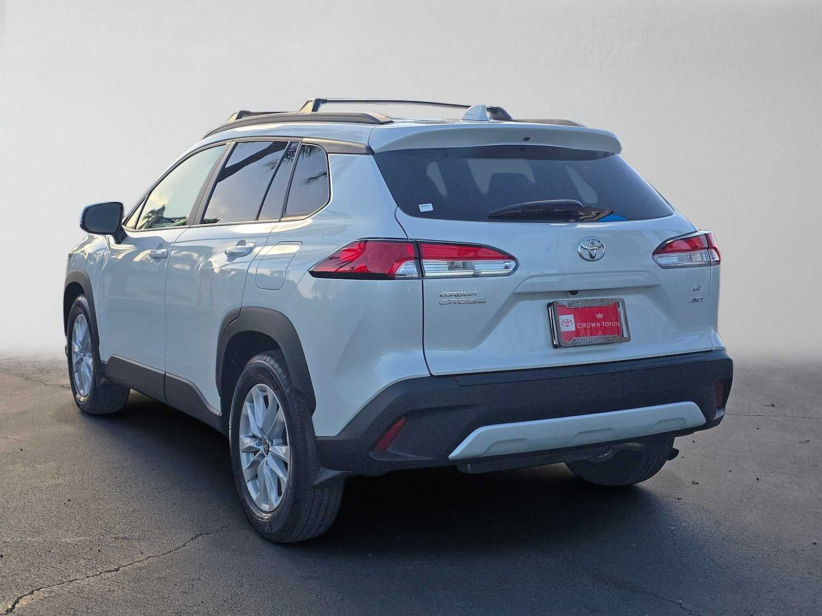 2024 Toyota Corolla Cross LE