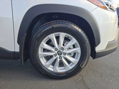 2024 Toyota Corolla Cross LE
