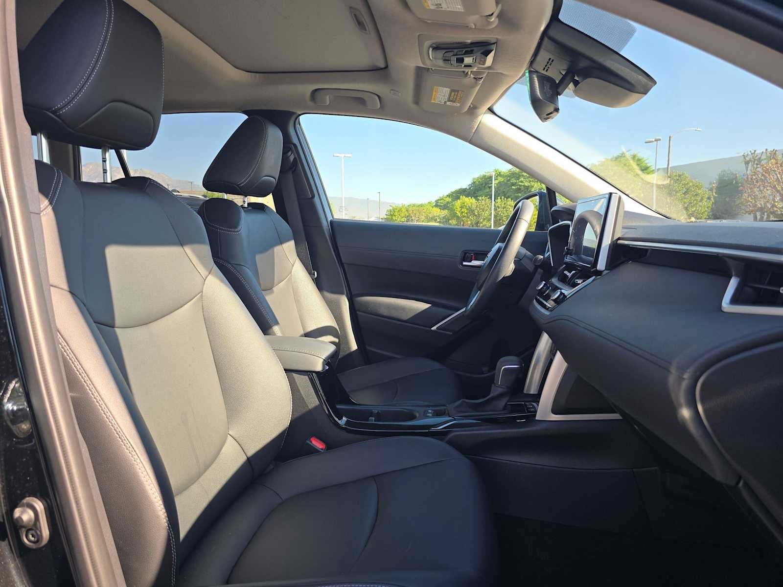 2025 Toyota Corolla Cross XLE