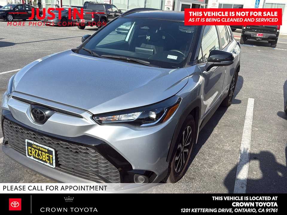 2024 Toyota Corolla Cross Hybrid SE