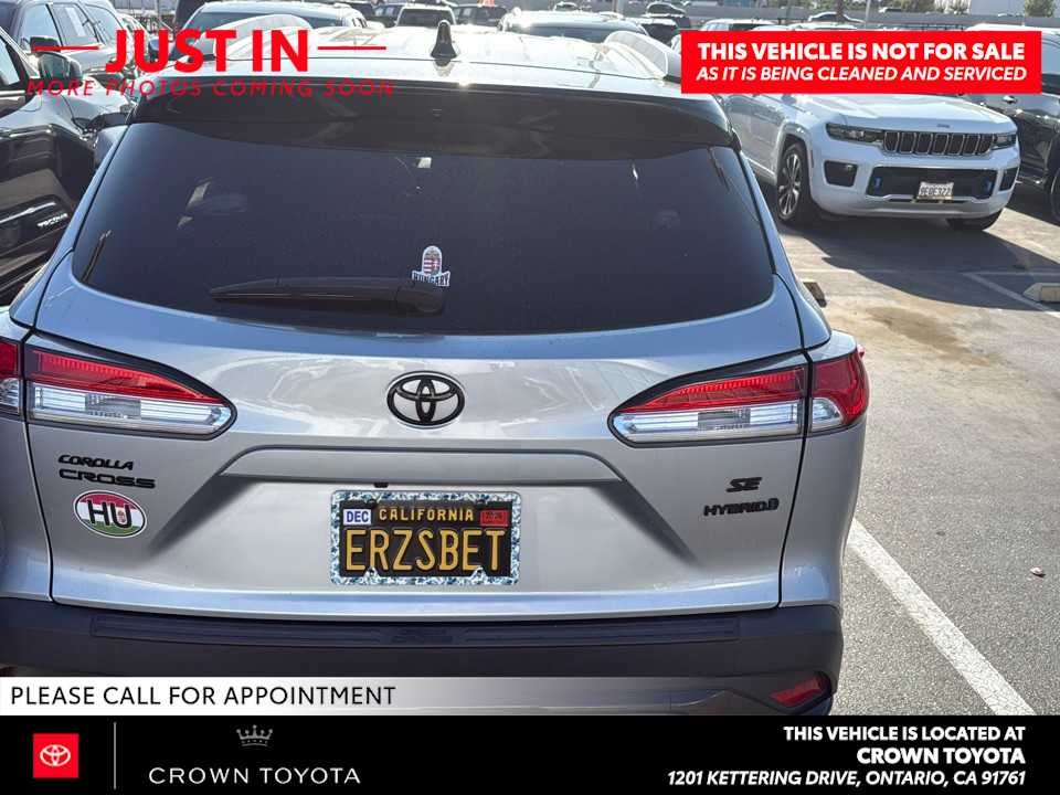 2024 Toyota Corolla Cross Hybrid SE