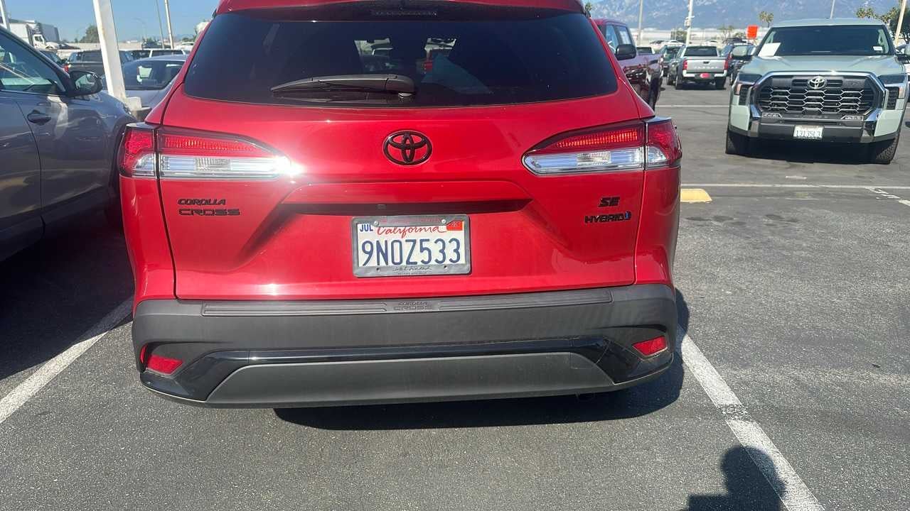 2024 Toyota Corolla Cross Hybrid SE