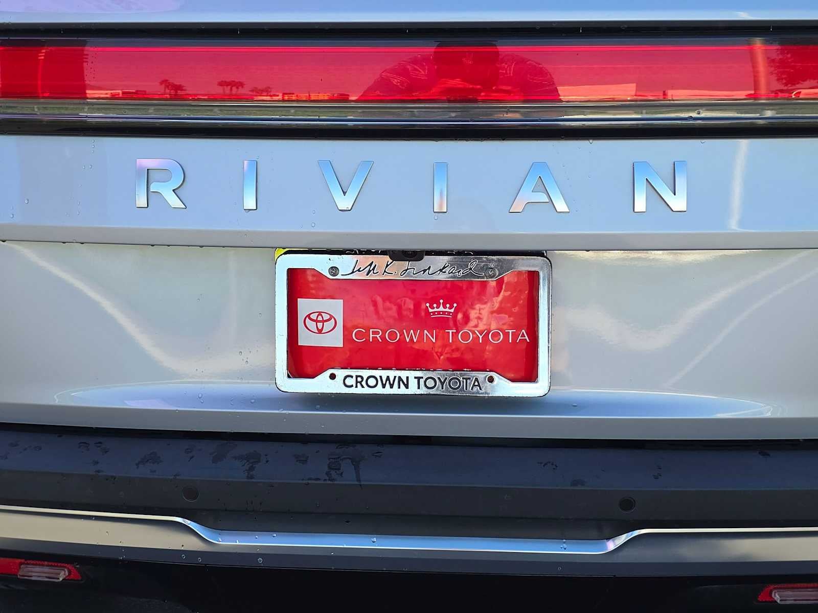 2023 Rivian R1S Adventure