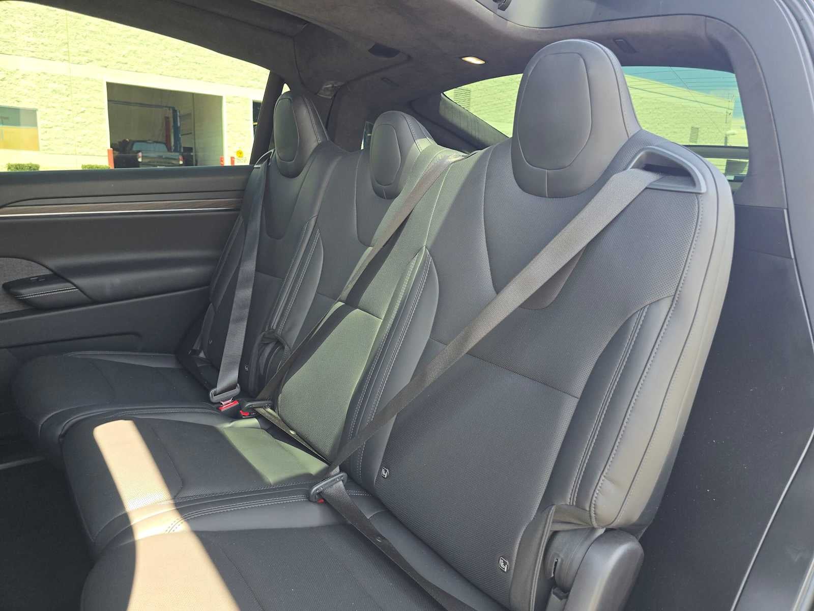 2023 Tesla Model X Base