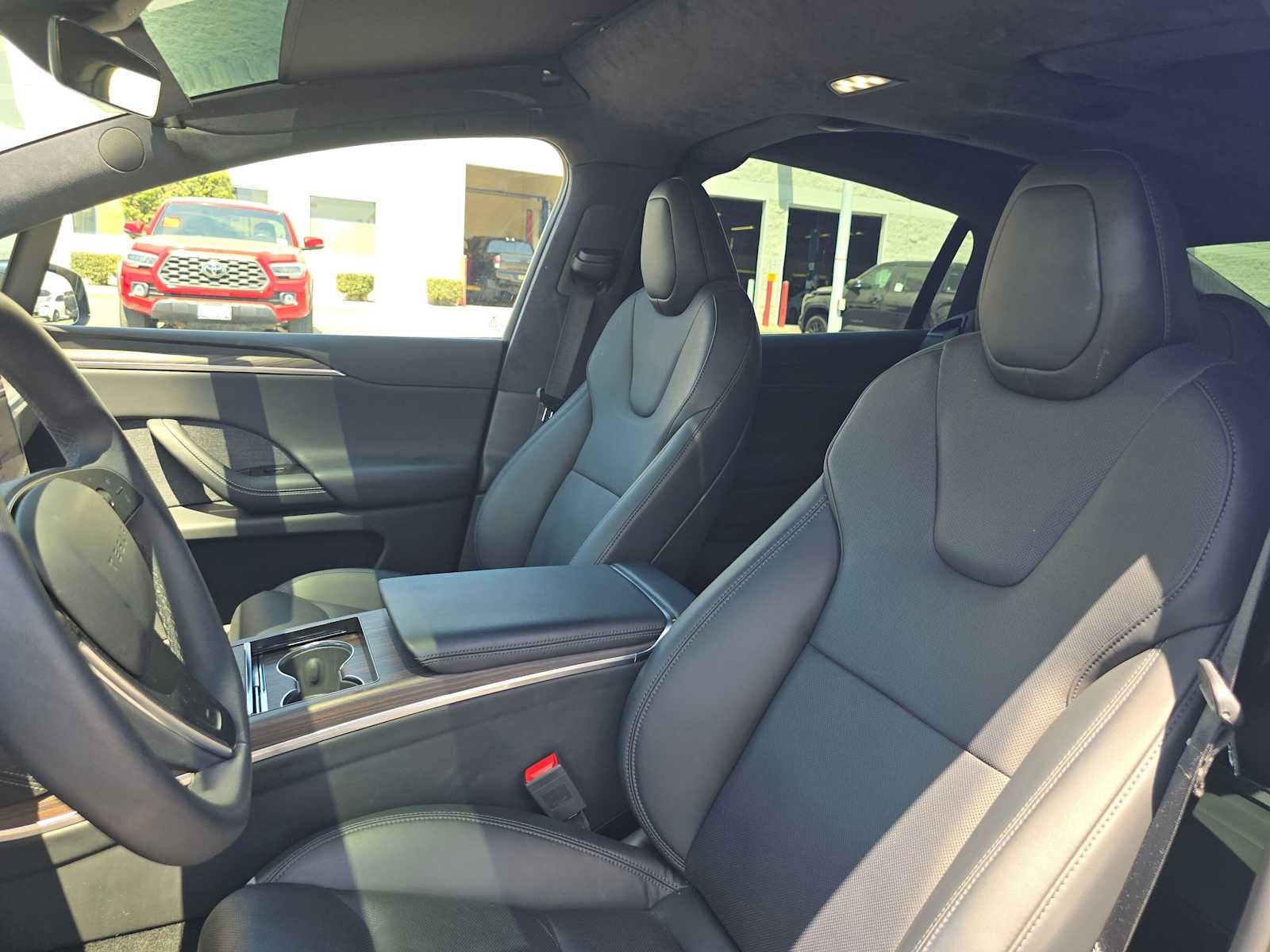 2023 Tesla Model X Base