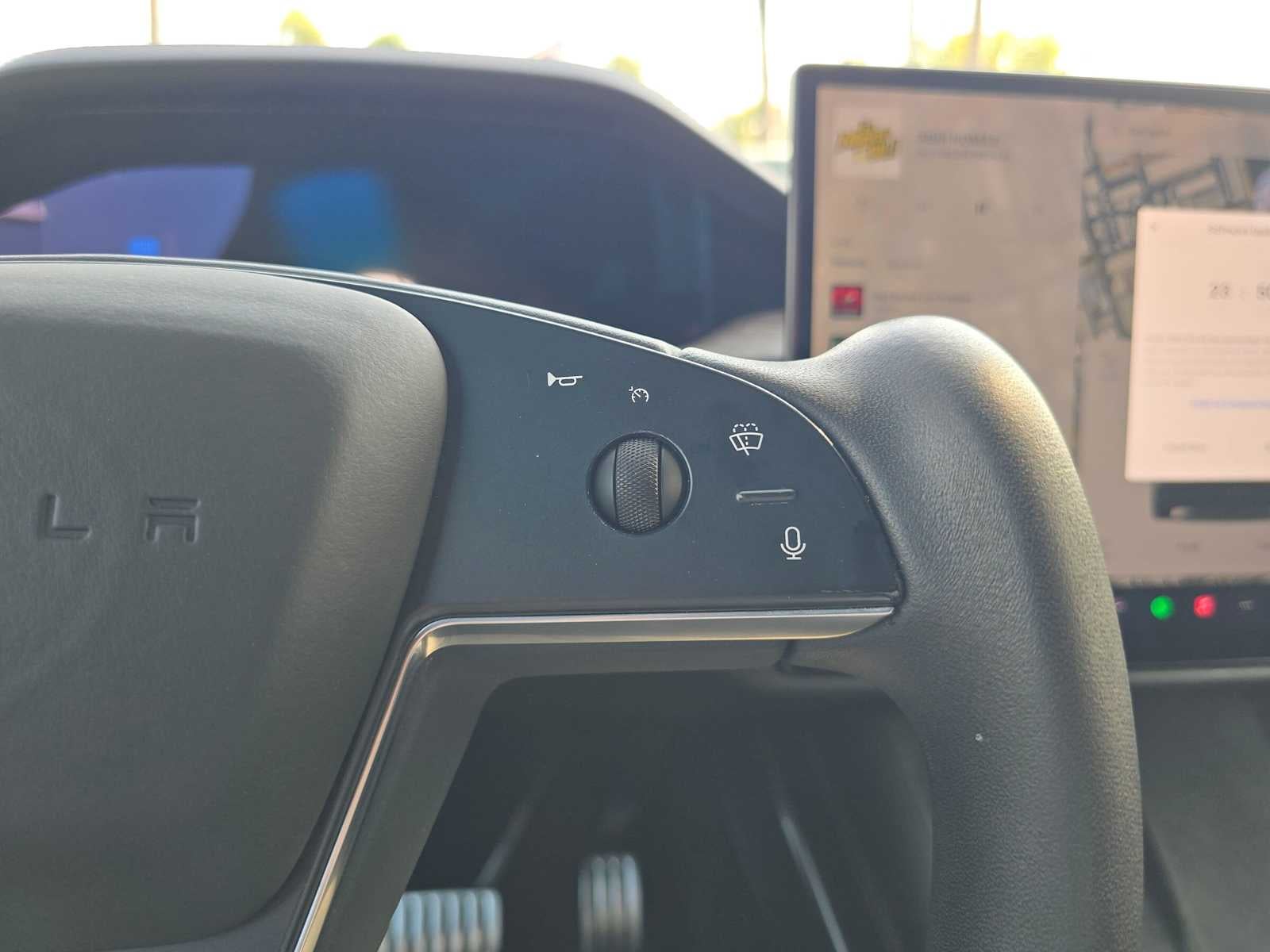 2022 Tesla Model X Base