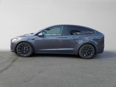 2022 Tesla Model X Base