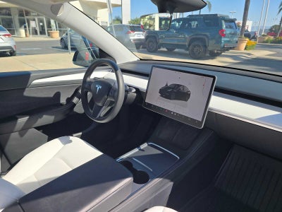 2025 Tesla Model Y Long Range