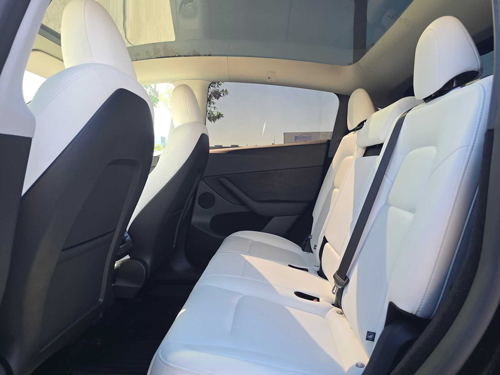2025 Tesla Model Y Long Range