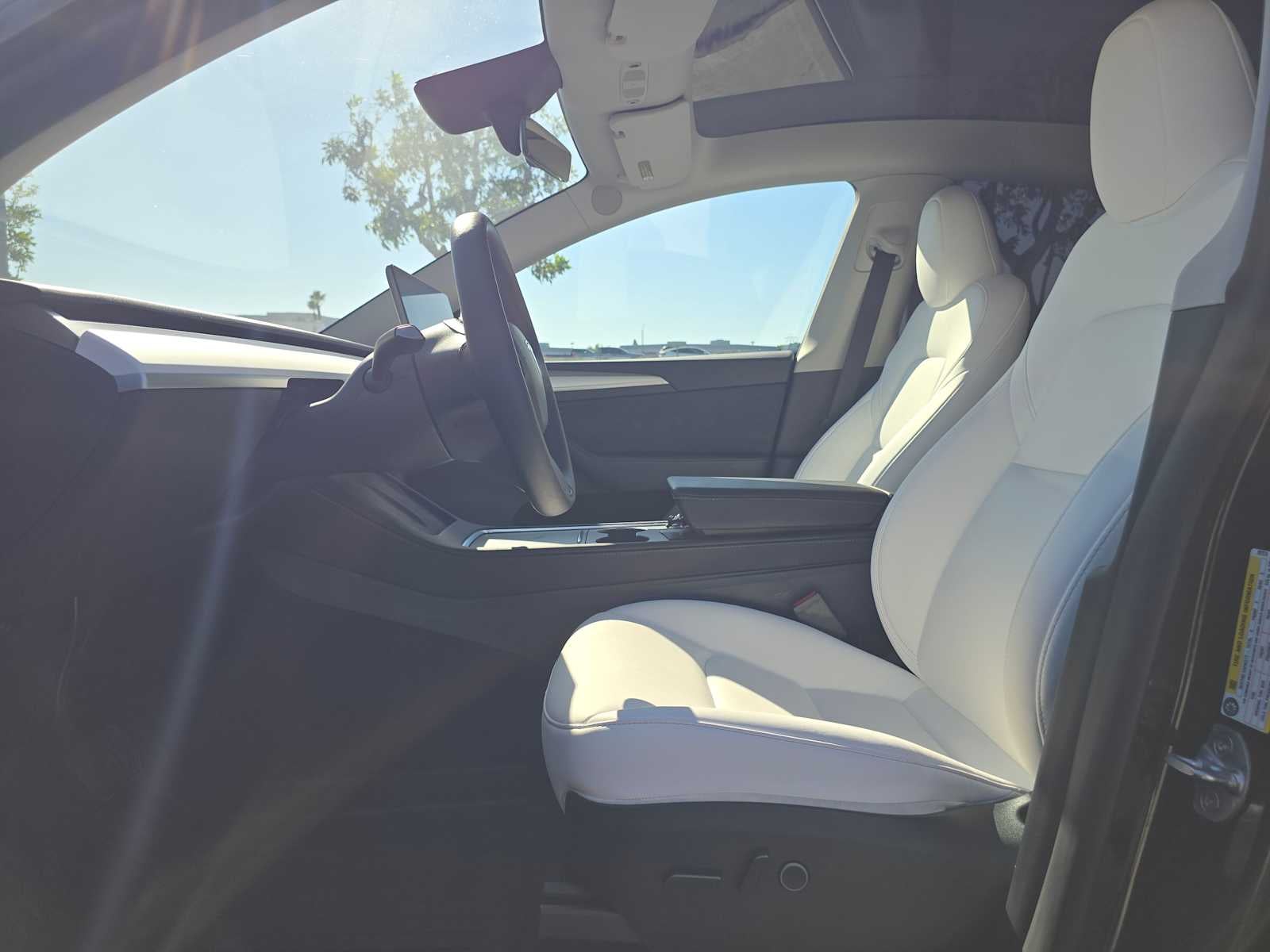 2025 Tesla Model Y Long Range