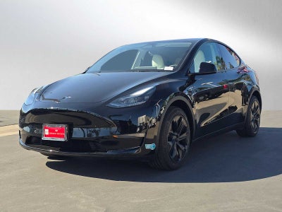 2025 Tesla Model Y Long Range
