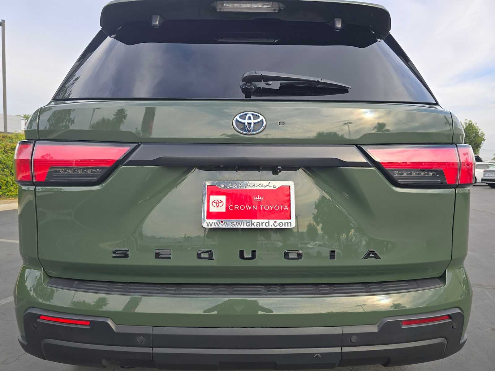 2023 Toyota Sequoia SR5