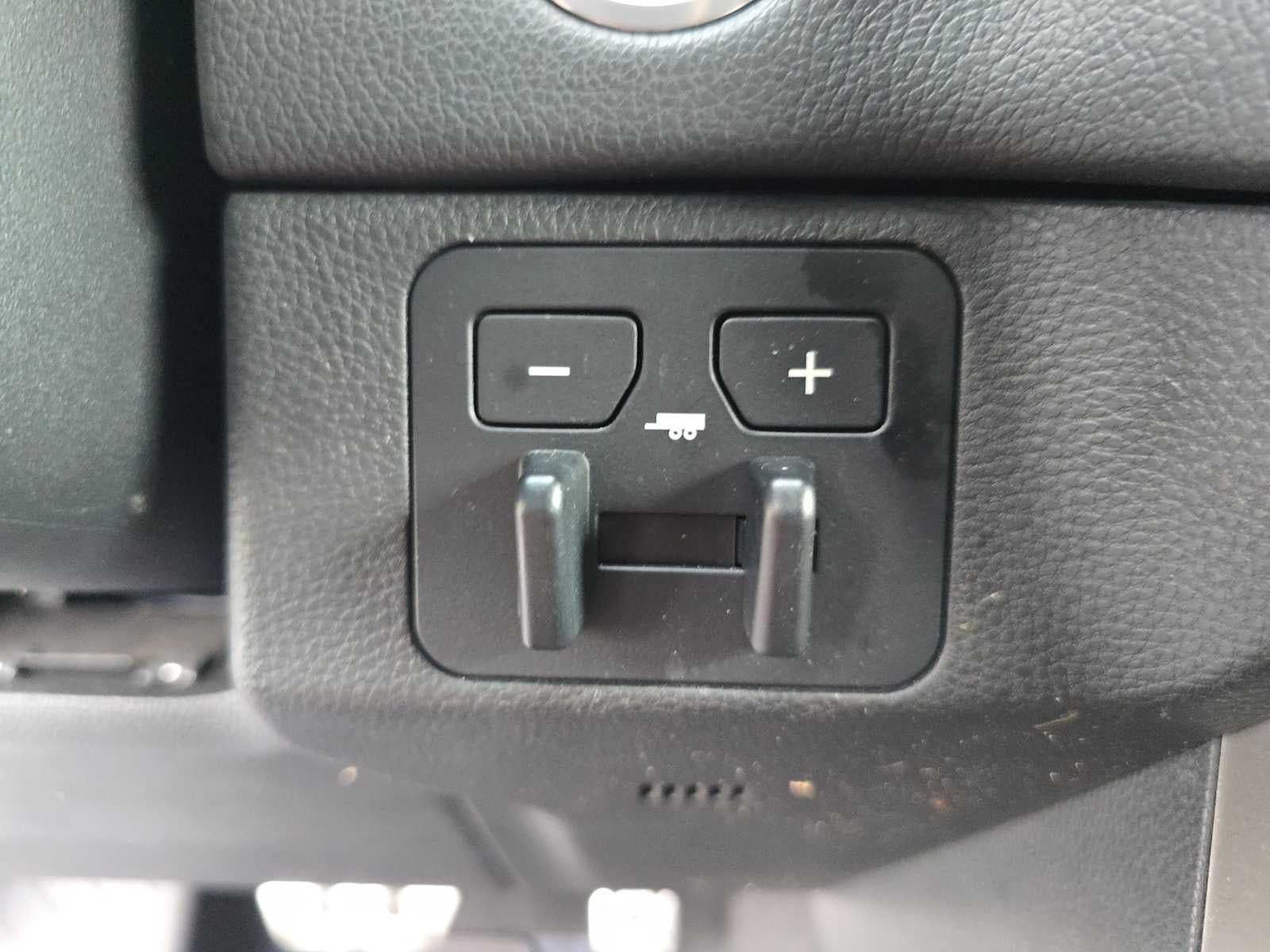 2023 Toyota Sequoia SR5