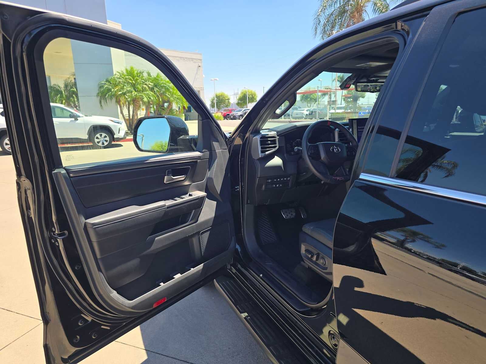 2025 Toyota Sequoia SR5