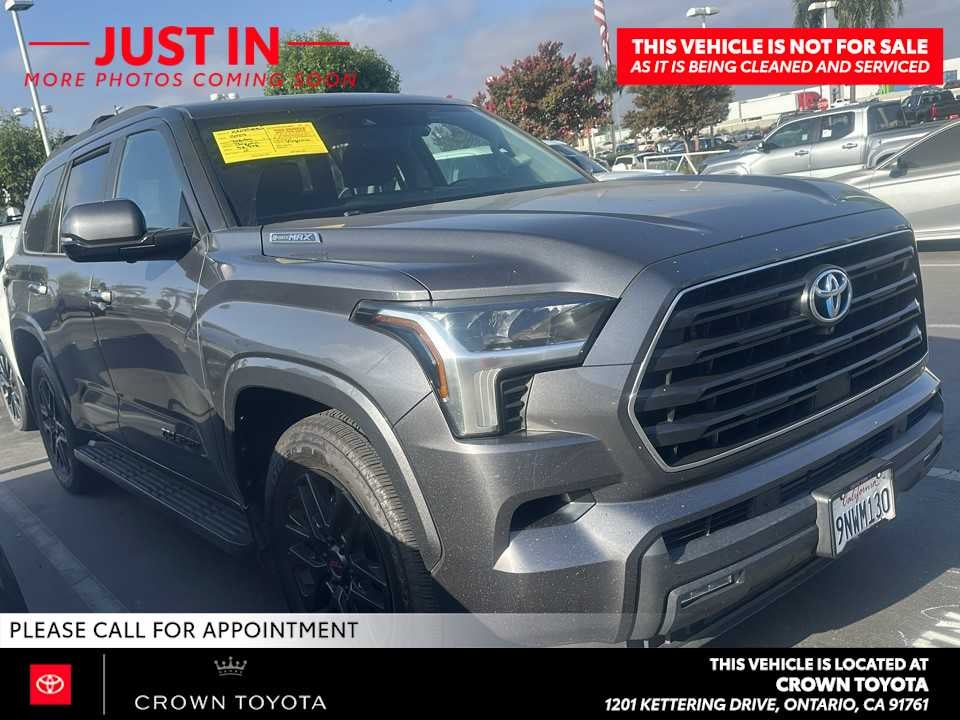 2024 Toyota Sequoia SR5