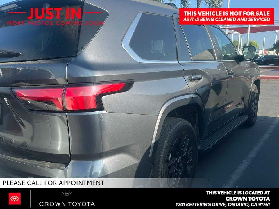 2024 Toyota Sequoia SR5