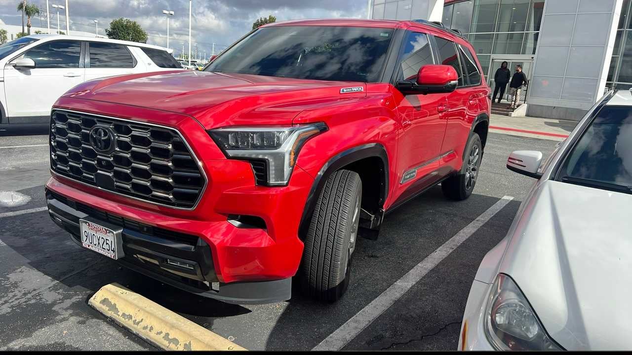 2025 Toyota Sequoia Platinum