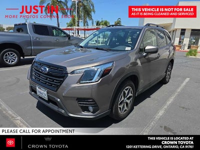 2023 Subaru Forester Premium