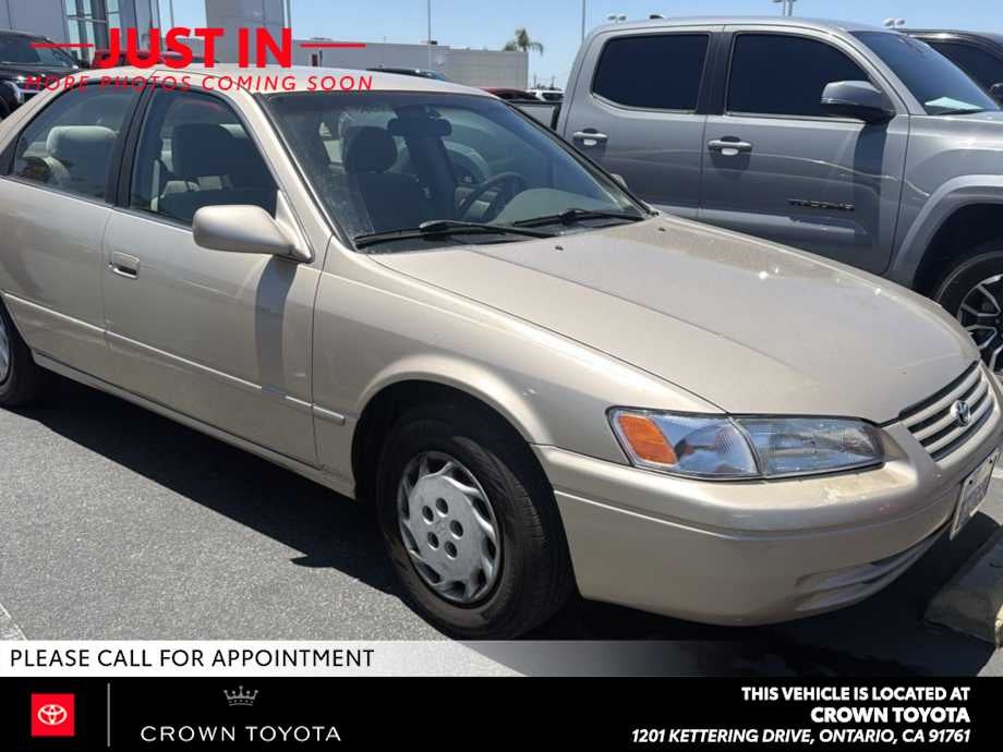 1999 Toyota Camry LE