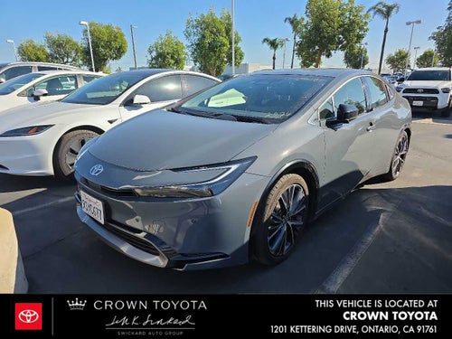 2025 Toyota Prius XLE