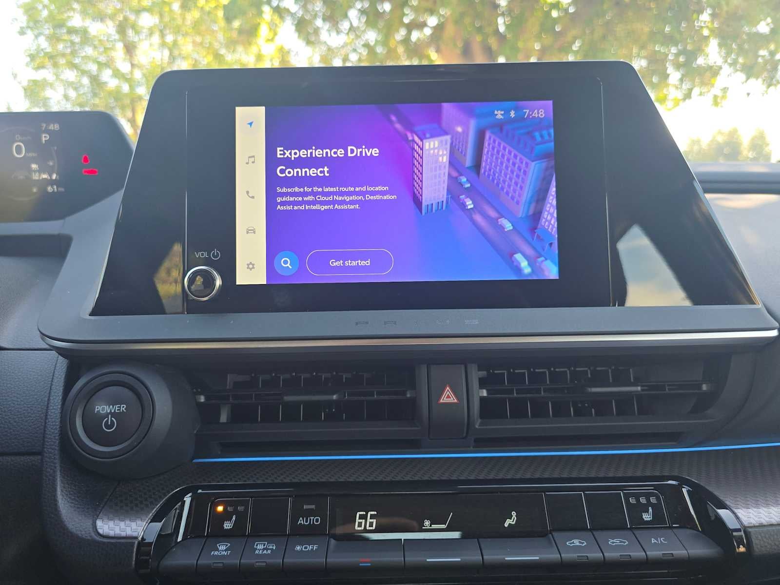 2025 Toyota Prius XLE