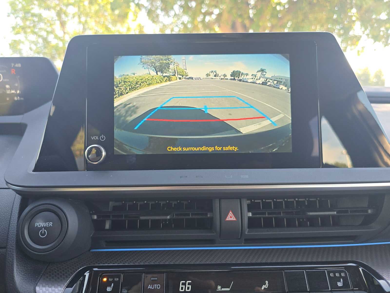 2025 Toyota Prius XLE