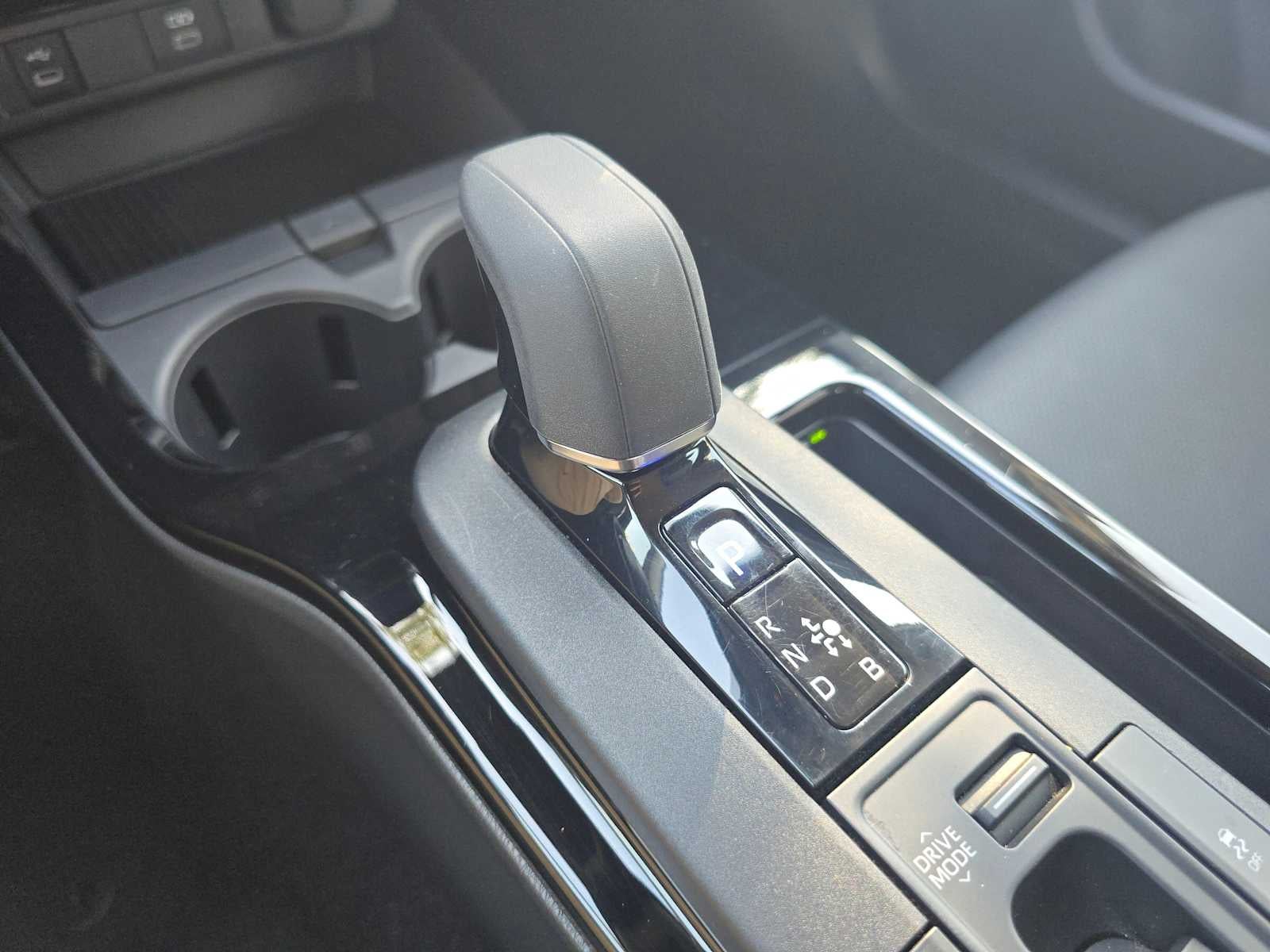 2025 Toyota Prius XLE