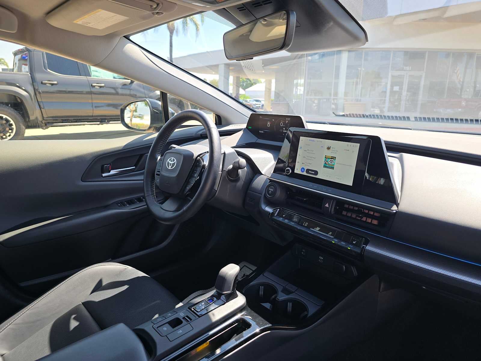 2025 Toyota Prius XLE