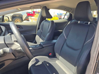 2025 Toyota Prius XLE