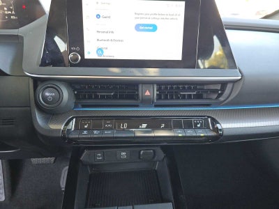 2025 Toyota Prius XLE