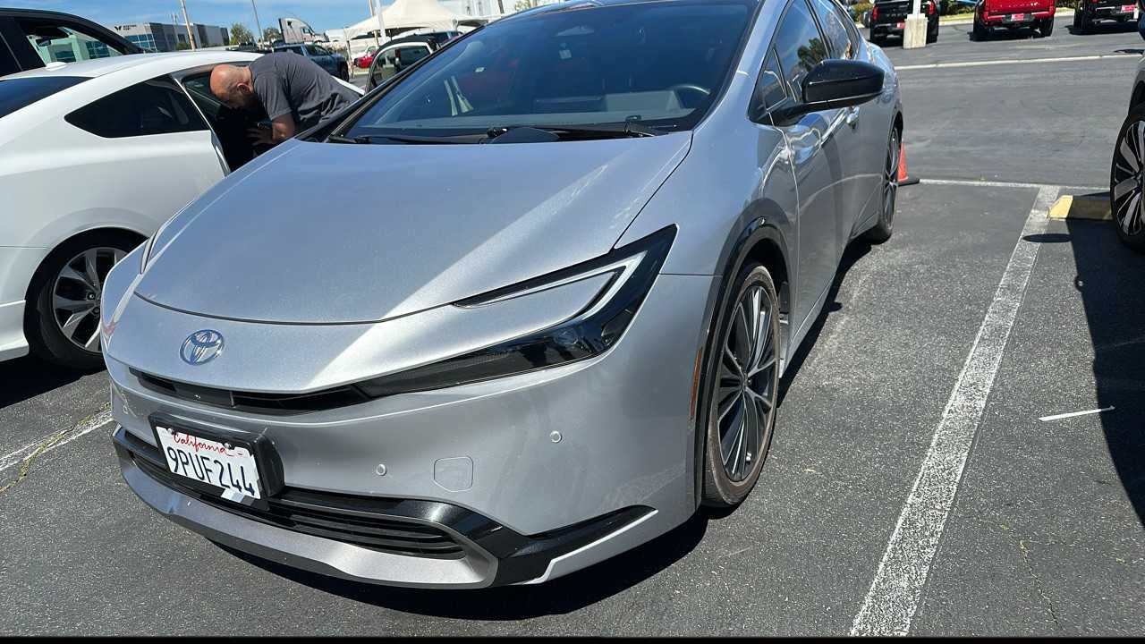 2024 Toyota Prius XLE