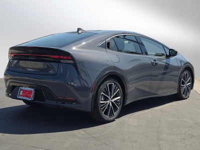 2025 Toyota Prius XLE