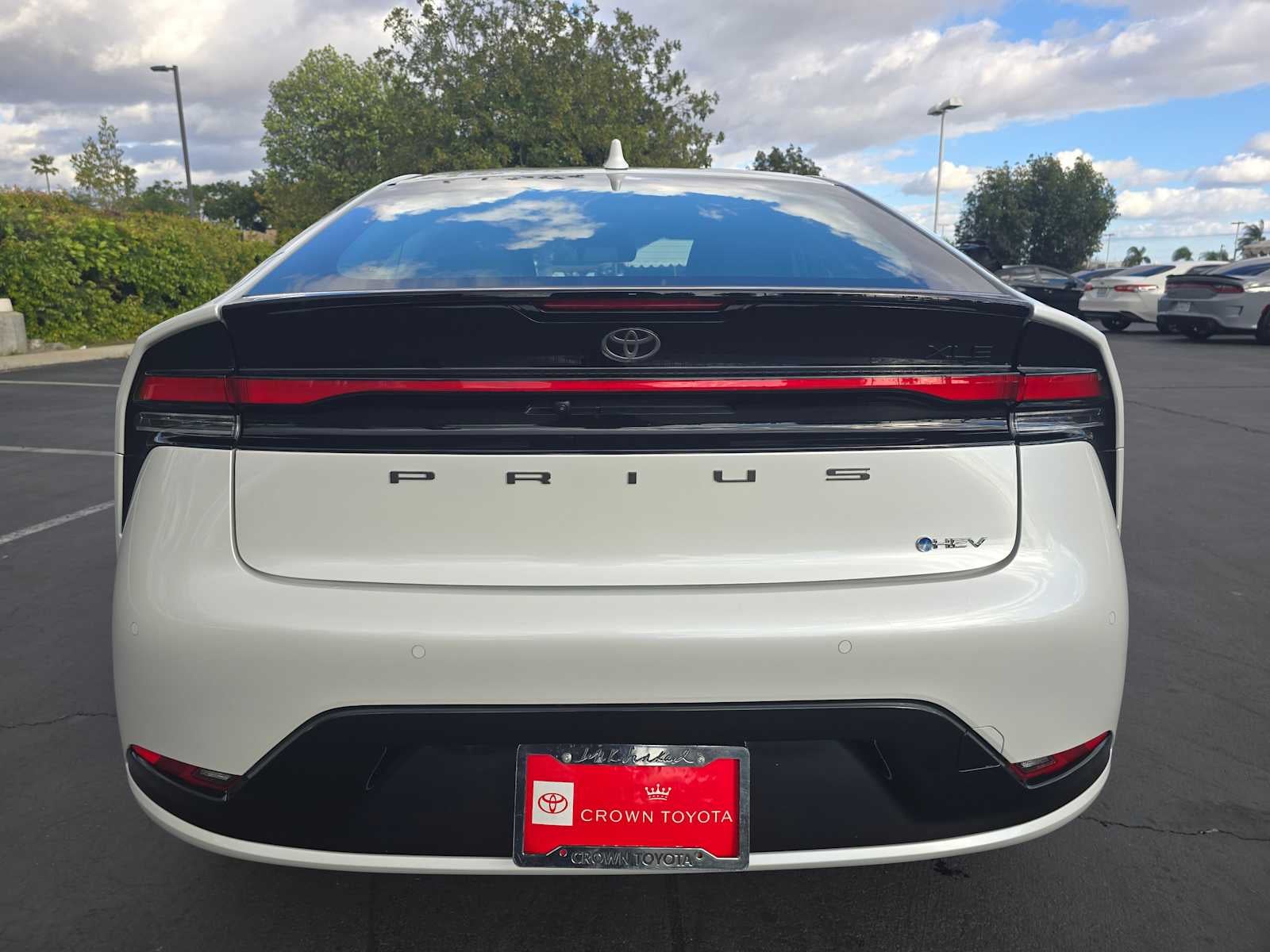 2025 Toyota Prius LE