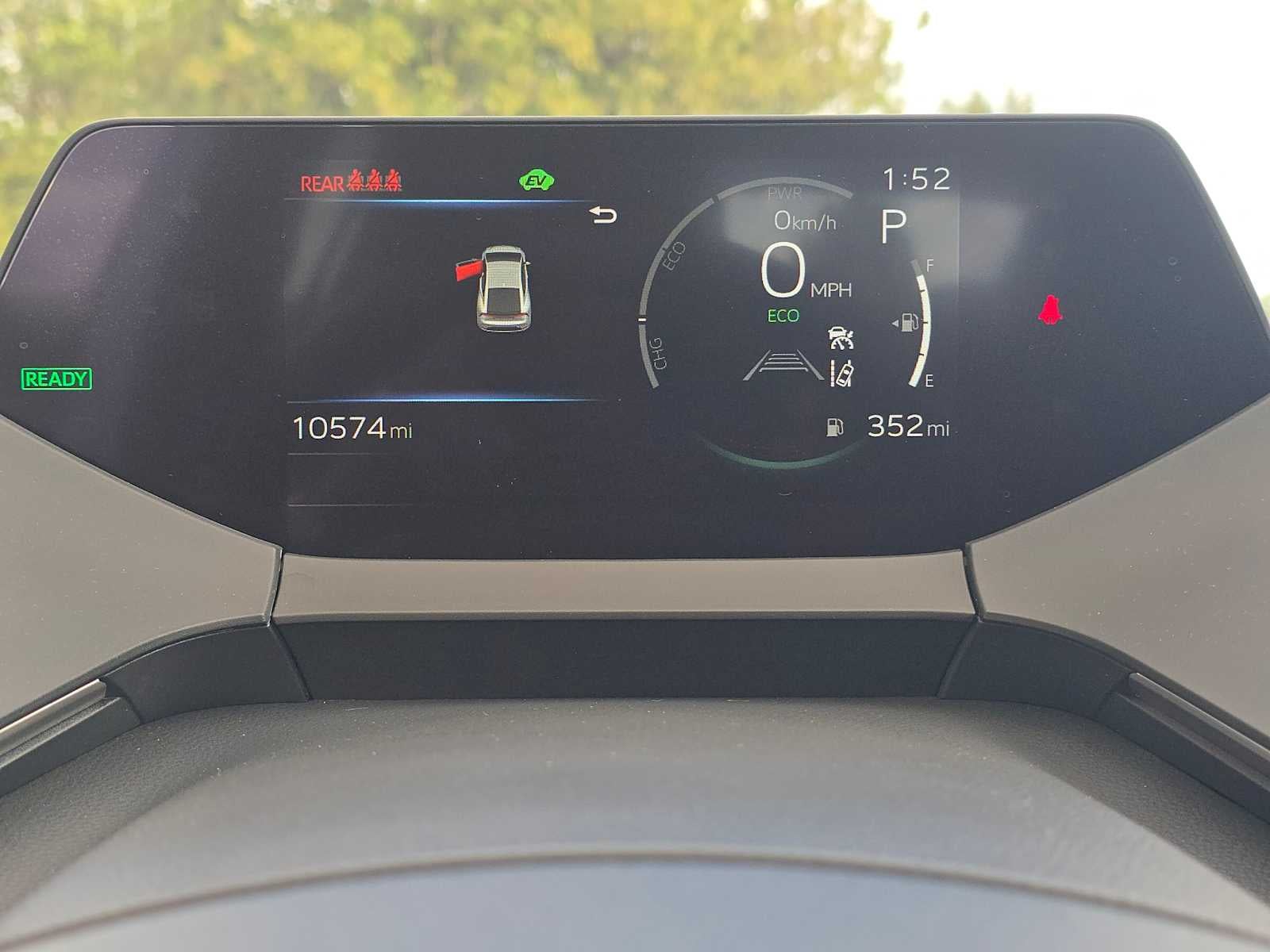 2025 Toyota Prius LE