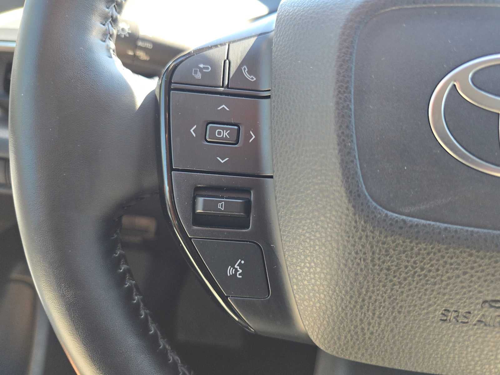 2025 Toyota Prius XLE